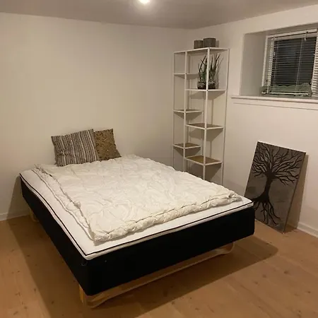 Vaerelse Med Eget Kokken Og Bad Apartamento