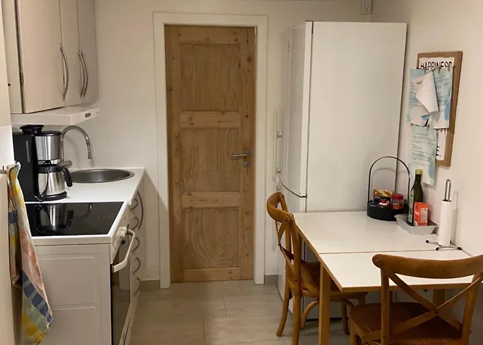 Apartamento Vaerelse Med Eget Kokken Og Bad *
